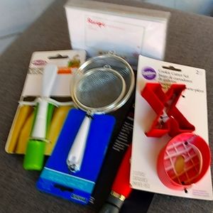 Misc . Lot Of Kitchen Items